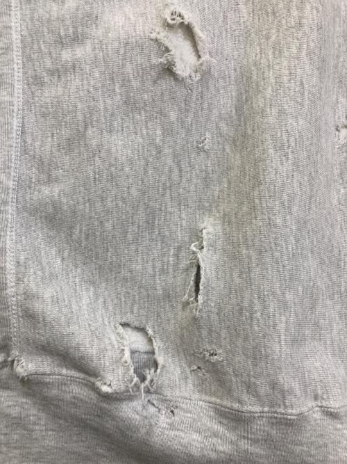 Champion REVERSE WEAVE（チャンピオン リバース ウィーブ）Champion REVERSE WEAVE (チャンピオン リバース ウィーブ) ダメージ加工スウェット グレー サイズ:Lの古着・服飾アイテム