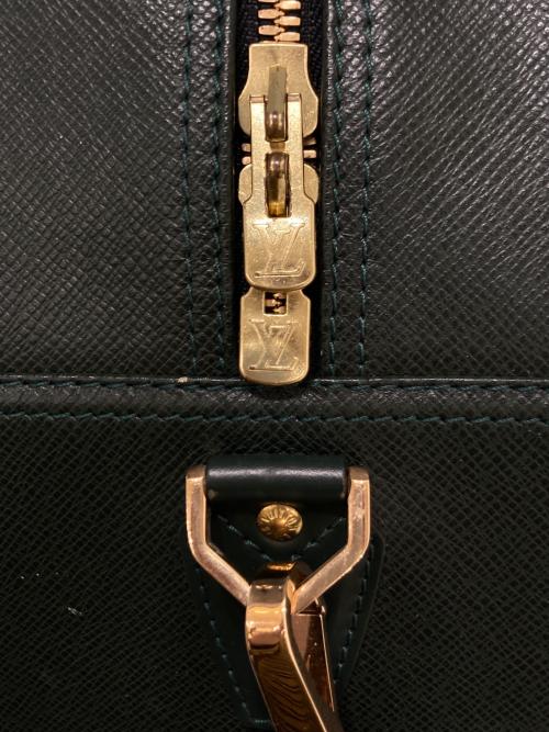 LOUIS VUITTON（ルイ ヴィトン）LOUIS VUITTON (ルイ ヴィトン) タイガ ケンダルPM　M30124 グリーンの古着・服飾アイテム