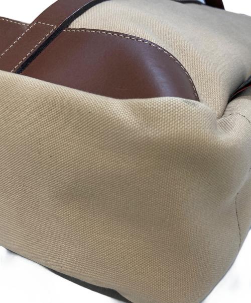 Billingham（ビリンガム）Billingham (ビリンガム) レザー切替ハンドバッグ ベージュの古着・服飾アイテム