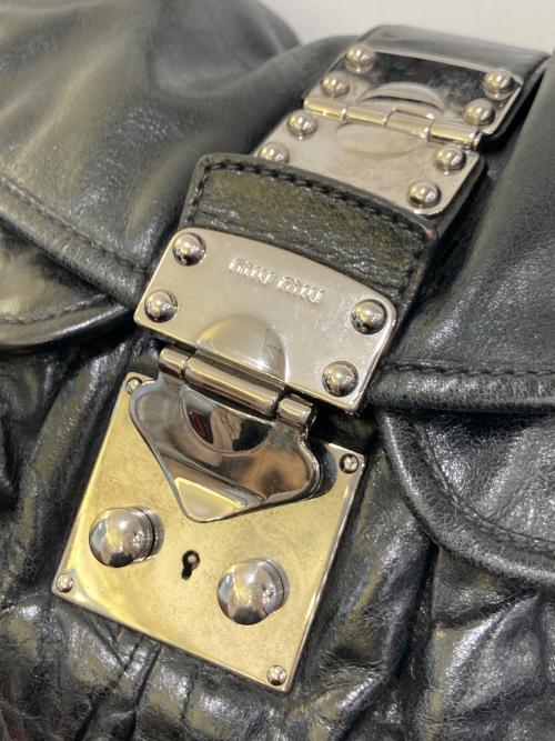 MIU MIU（ミュウミュウ）MIU MIU (ミュウミュウ) マテラッセ ハンドバッグ ブラックの古着・服飾アイテム