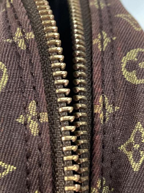 LOUIS VUITTON（ルイ ヴィトン）LOUIS VUITTON (ルイ ヴィトン) ショルダーポーチ ブラウンの古着・服飾アイテム