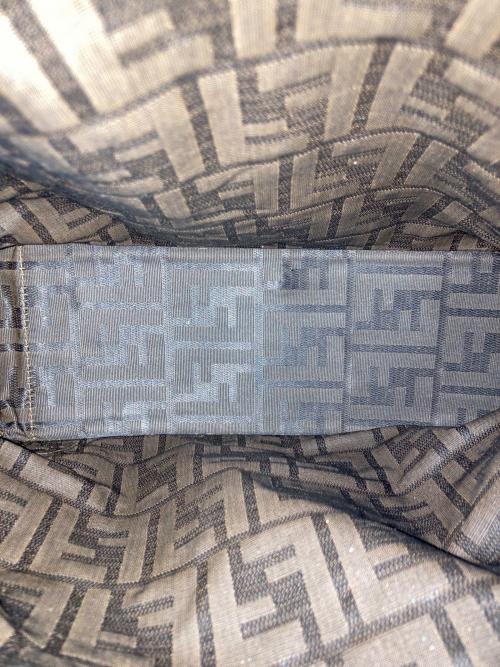 FENDI（フェンディ）FENDI (フェンディ) ズッカ柄トートバッグ ブラウンの古着・服飾アイテム