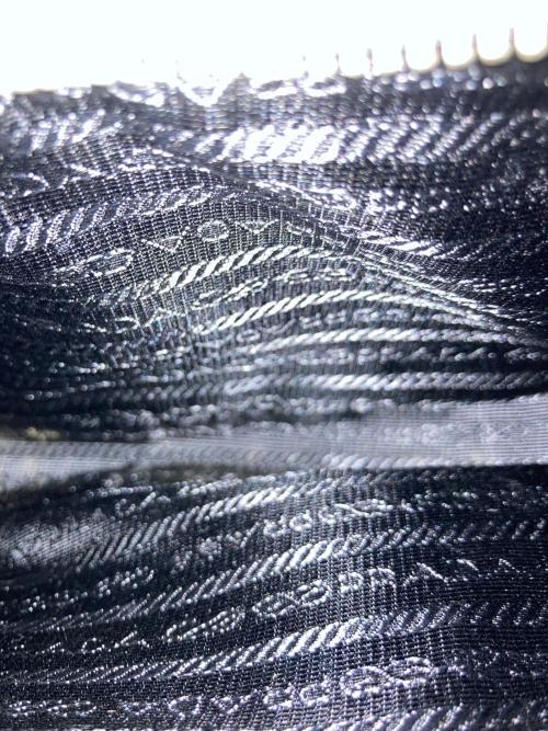 PRADA（プラダ）PRADA (プラダ) Re-Nylon Re-Edition 2000 ショルダーバッグ ミニ ブラックの古着・服飾アイテム