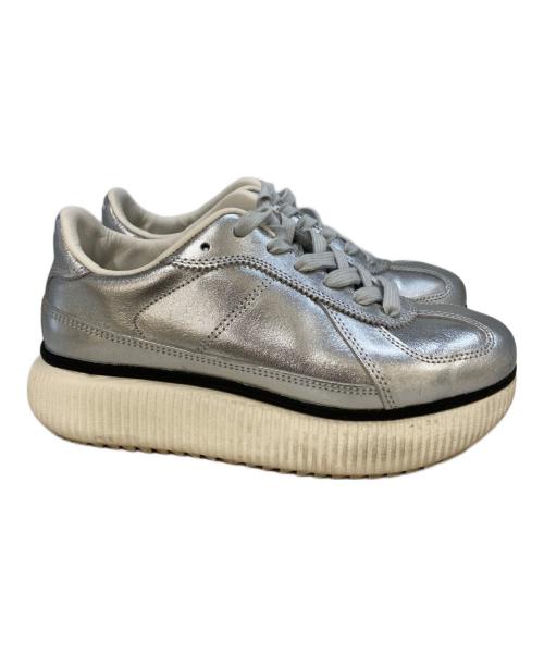 Onitsuka Tiger（オニツカタイガー）Onitsuka Tiger (オニツカタイガー) DELECITY　1183B941 シルバー サイズ:235の古着・服飾アイテム