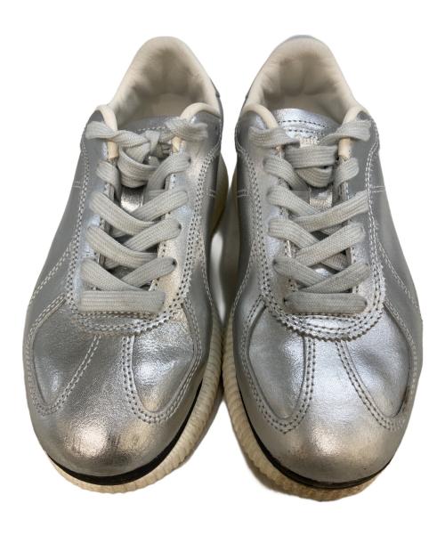 Onitsuka Tiger（オニツカタイガー）Onitsuka Tiger (オニツカタイガー) DELECITY　1183B941 シルバー サイズ:235の古着・服飾アイテム