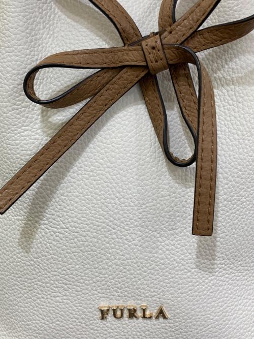 FURLA（フルラ）FURLA (フルラ) コスタンザ 2WAY ショルダーバッグ ホワイトの古着・服飾アイテム