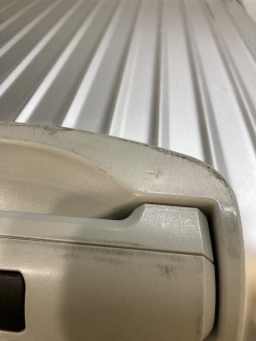 RIMOWA（リモワ）RIMOWA (リモワ) トパーズ 32L 2輪 シルバーの古着・服飾アイテム
