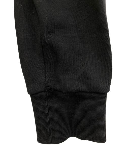 MONCLER（モンクレール）MONCLER (モンクレール) ロゴクルーネックスウェット　F20918G78110 ブラック サイズ:Mの古着・服飾アイテム