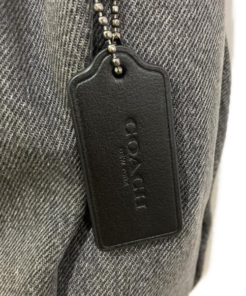 COACH（コーチ）COACH (コーチ) フェイ ドローストリング バッグ　CAK36 グレーの古着・服飾アイテム