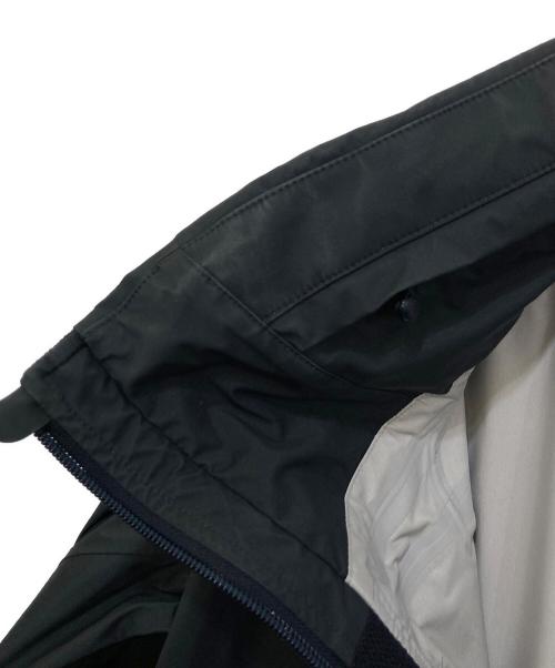 DESCENTE ALLTERRAIN（デザイント オルテライン）DESCENTE ALLTERRAIN (デザイント オルテライン) HARD SHELL JACKET CREAS マウンテンパーカー　DAMXGK30X ブラック サイズ:Mの古着・服飾アイテム