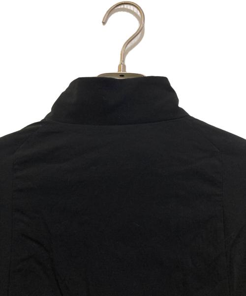 ARC'TERYX VEILANCE（アークテリクスヴェイランス）ARC'TERYX VEILANCE (アークテリクスヴェイランス) MIONN IS JACKET　24233-119496 ブラック サイズ:Mの古着・服飾アイテム