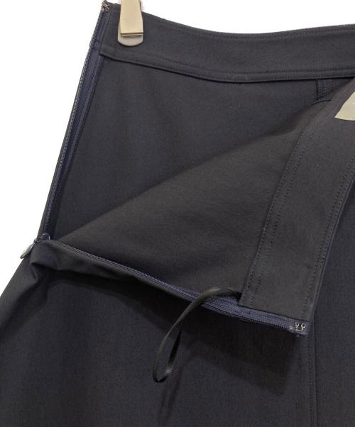 theory luxe（セオリーリュクス）theory luxe (セオリーリュクス) ロングフレアスカート ネイビー サイズ:38の古着・服飾アイテム
