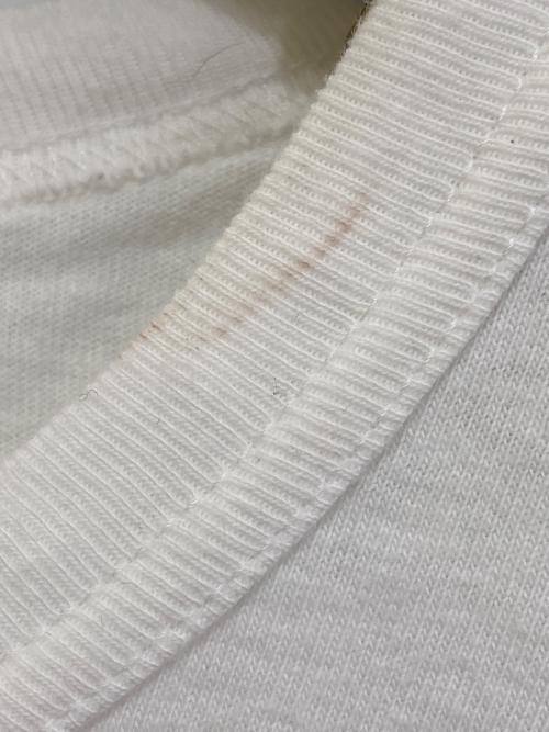 PLAY COMME des GARCONS（プレイコムデギャルソン）PLAY COMME des GARCONS (プレイコムデギャルソン) ロゴカットソー　AZ-T107 ホワイト サイズ:Mの古着・服飾アイテム