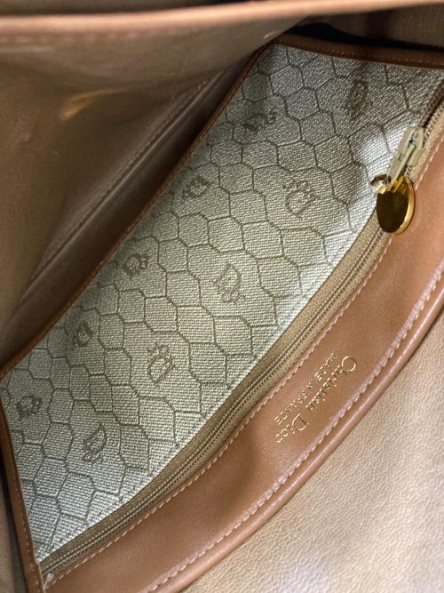 Christian Dior（クリスチャン ディオール）Christian Dior (クリスチャン ディオール) ハニカム柄ヴィンテージショルダーバッグ ベージュの古着・服飾アイテム