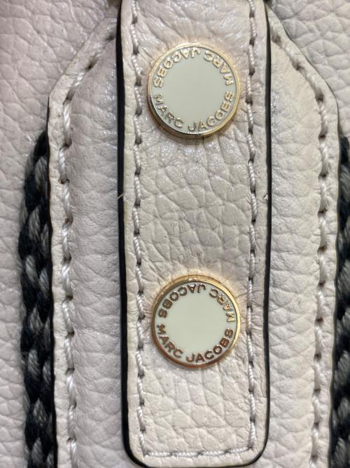 MARC JACOBS（マークジェイコブス）MARC JACOBS (マークジェイコブス) ショルダーバッグ ベージュの古着・服飾アイテム