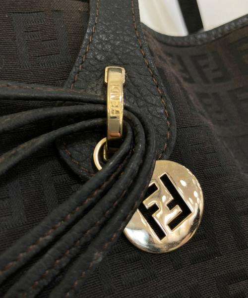 FENDI（フェンディ）FENDI (フェンディ) ズッキーノ柄 トートバッグ　8BH153 ブラックの古着・服飾アイテム