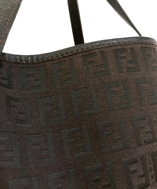 FENDI（フェンディ）FENDI (フェンディ) ズッキーノ柄 トートバッグ　8BH153 ブラックの古着・服飾アイテム