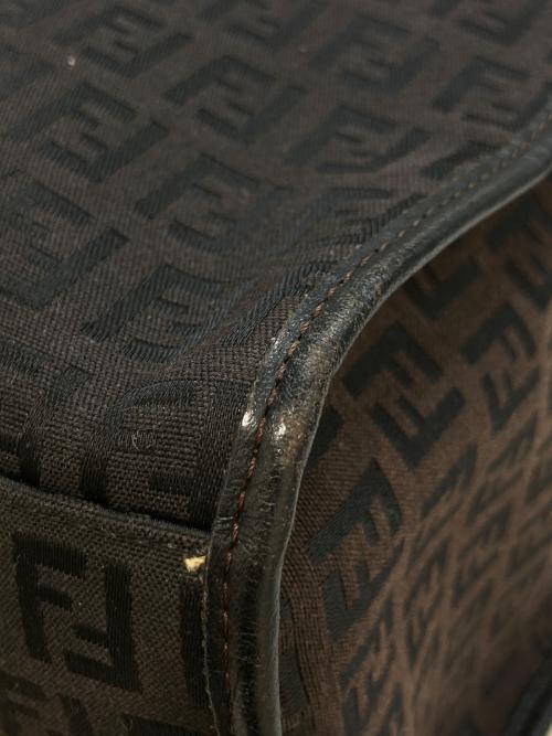 FENDI（フェンディ）FENDI (フェンディ) ズッキーノ柄 トートバッグ　8BH153 ブラックの古着・服飾アイテム