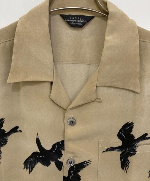 UNUSED（アンユーズド）UNUSED (アンユーズド) NIPOALOHA (二ポアロハ) JAKUCHUU KARI SHIRT ベージュ サイズ:2の古着・服飾アイテム