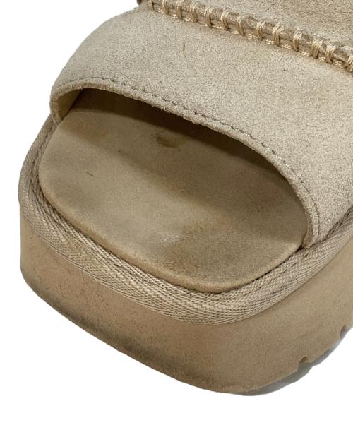 UGG（アグ）UGG (アグ) W NEW HEIGHTS ANKLE STRAP　FD1124L ベージュ サイズ:24の古着・服飾アイテム