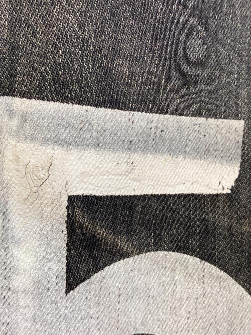 COMME des GARCONS JUNYA WATANABE MAN（コム デ ギャルソン ジュンヤ ワタナベ マン）COMME des GARCONS JUNYA WATANABE MAN (コム デ ギャルソン ジュンヤ ワタナベ マン) プリントデニムパンツ インディゴ サイズ:Mの古着・服飾アイテム