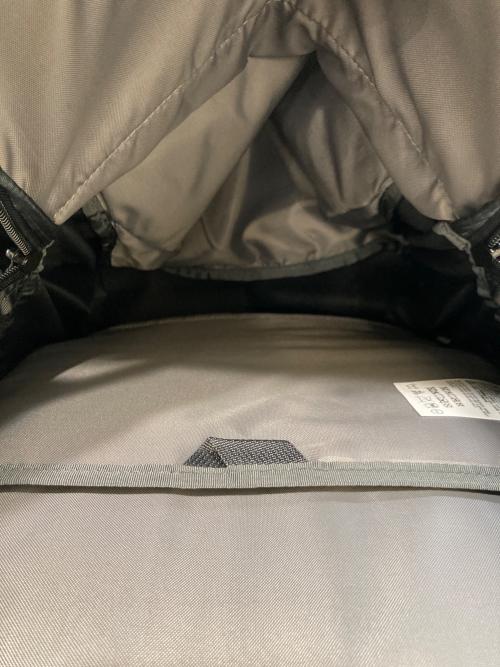 THE NORTH FACE（ザ ノース フェイス）THE NORTH FACE (ザ ノース フェイス) Vault バックパック　NF0A3VY2 ブラックの古着・服飾アイテム