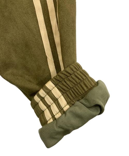 adidas（アディダス）adidas (アディダス) 辰年チャイナストラップトラックジャケット　JZ9927 カーキ サイズ:Mの古着・服飾アイテム