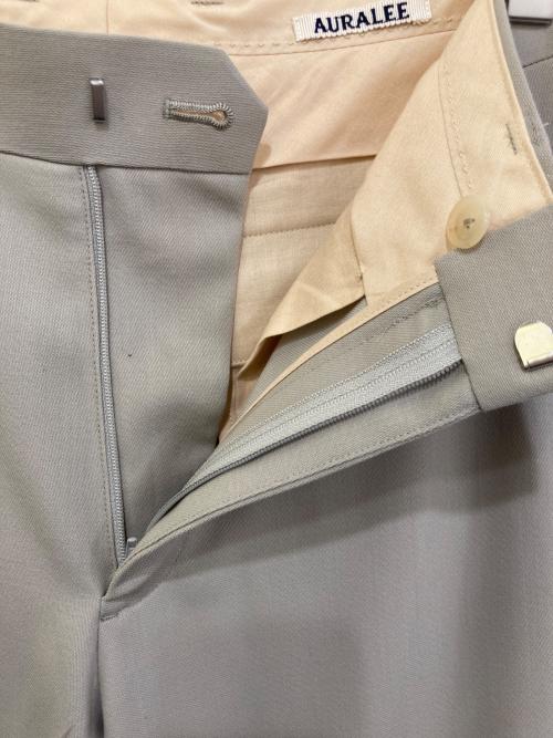 AURALEE（オーラリー）AURALEE (オーラリー) HARD TWIST WOOL DOBBY SLACKS ベージュ サイズ:1の古着・服飾アイテム