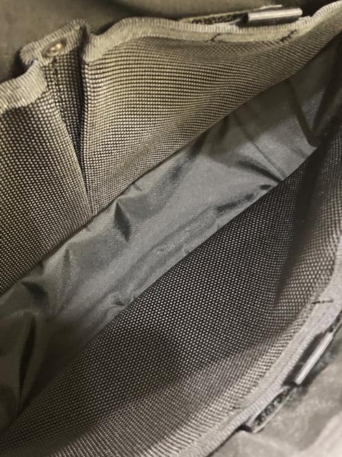 PORTER（ポーター）PORTER (ポーター) ヒートショルダーバッグ ブラックの古着・服飾アイテム