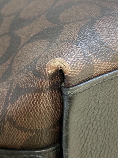 COACH（コーチ）COACH (コーチ) シグネチャーショルダーバッグ　C2819 ブラウンの古着・服飾アイテム
