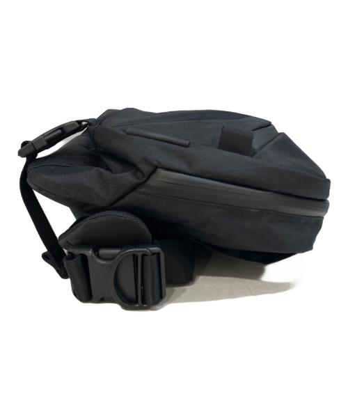 AER（エアー）AER (エアー) travel sling 2 ブラックの古着・服飾アイテム