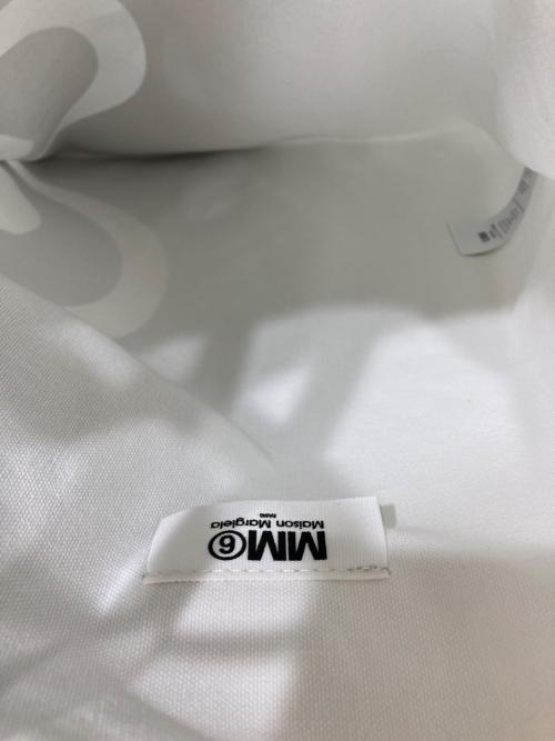 MM6 Maison Margiela（エムエムシックスメゾンマルジェラ）MM6 Maison Margiela (エムエムシックスメゾンマルジェラ) ベルリンバッグ ホワイトの古着・服飾アイテム