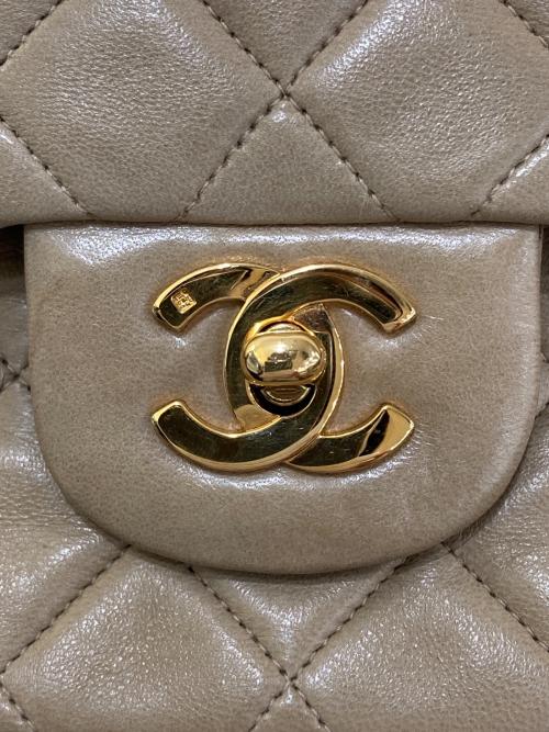 CHANEL（シャネル）CHANEL (シャネル) マトラッセ ダブルチェーンショルダーバッグ ベージュの古着・服飾アイテム