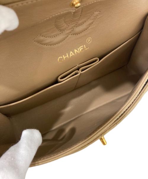 CHANEL（シャネル）CHANEL (シャネル) マトラッセ ダブルチェーンショルダーバッグ ベージュの古着・服飾アイテム