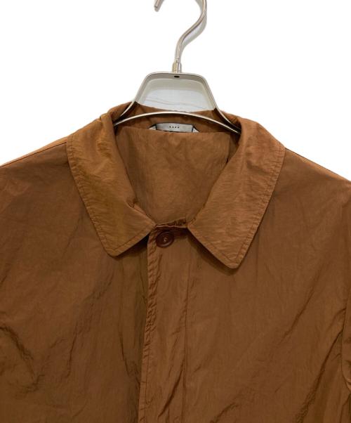 HEVO（イーヴォ）HEVO (イーヴォ) ガーメントダイナイロンバルカラーコート　AHGALL710 ブラウン サイズ:48の古着・服飾アイテム