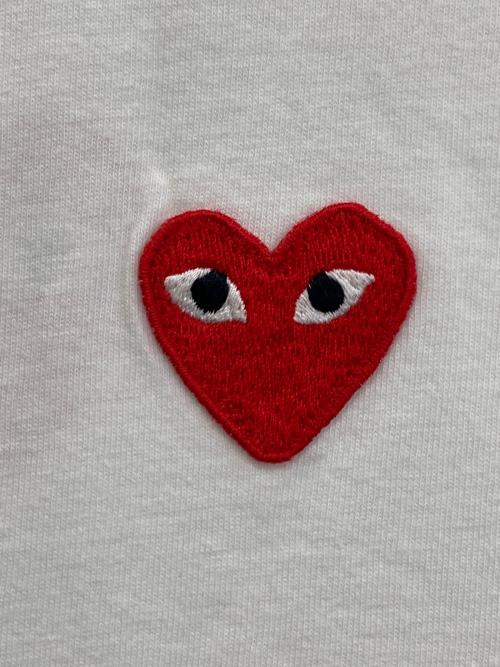 NIKE（ナイキ）NIKE (ナイキ) PLAY COMME des GARCONS (プレイコムデギャルソン) プリントロゴＴシャツ ホワイト サイズ:Mの古着・服飾アイテム