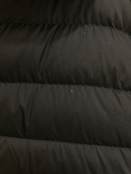 MONCLER（モンクレール）MONCLER (モンクレール) CARDIGAN TRICOT　H20919B50800 ブラック サイズ:Lの古着・服飾アイテム
