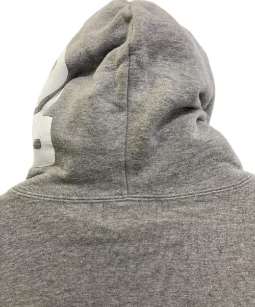 GOODENOUGH（グッドイナフ）GOODENOUGH (グッドイナフ) プルオーバーパーカー グレー サイズ:Mの古着・服飾アイテム