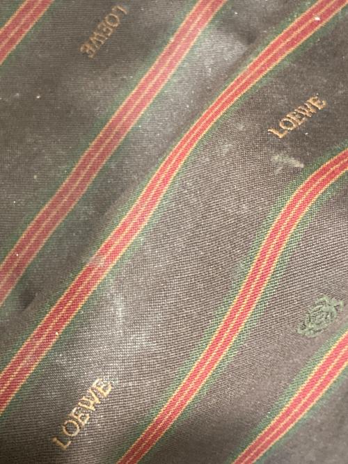 LOEWE（ロエベ）LOEWE (ロエベ) ベラスケスショルダーバッグ ブラウンの古着・服飾アイテム