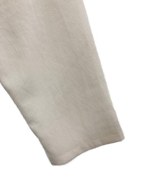 BEARDSLEY（ビアズリー）BEARDSLEY (ビアズリー) 後ろドレープTブラウス ベージュ サイズ:Freeの古着・服飾アイテム