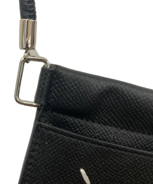 Maison Margiela（メゾンマルジェラ）Maison Margiela (メゾンマルジェラ) スマートフォンホルダー フォンポーチ SA1VZ0002 ブラックの古着・服飾アイテム