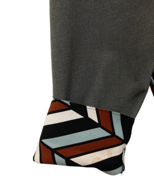 ISSEY MIYAKE（イッセイミヤケ）ISSEY MIYAKE (イッセイミヤケ) 切替ボンディングテーラードジャケット　IM54FD501 カーキ サイズ:1の古着・服飾アイテム