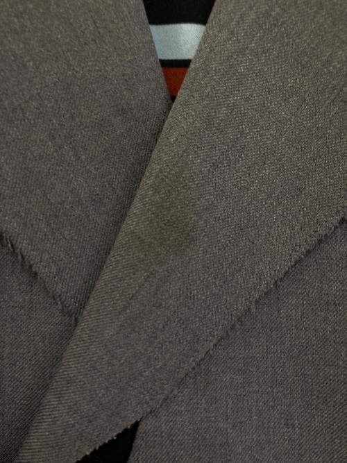 ISSEY MIYAKE（イッセイミヤケ）ISSEY MIYAKE (イッセイミヤケ) 切替ボンディングテーラードジャケット　IM54FD501 カーキ サイズ:1の古着・服飾アイテム