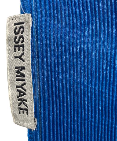 ISSEY MIYAKE（イッセイミヤケ）ISSEY MIYAKE (イッセイミヤケ) リバーシブルプリーツワンピース ブルー×グレー サイズ:実寸参照の古着・服飾アイテム