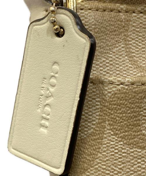 COACH（コーチ）COACH (コーチ) シグネチャーロゴショルダーバッグ　F58309 ベージュの古着・服飾アイテム