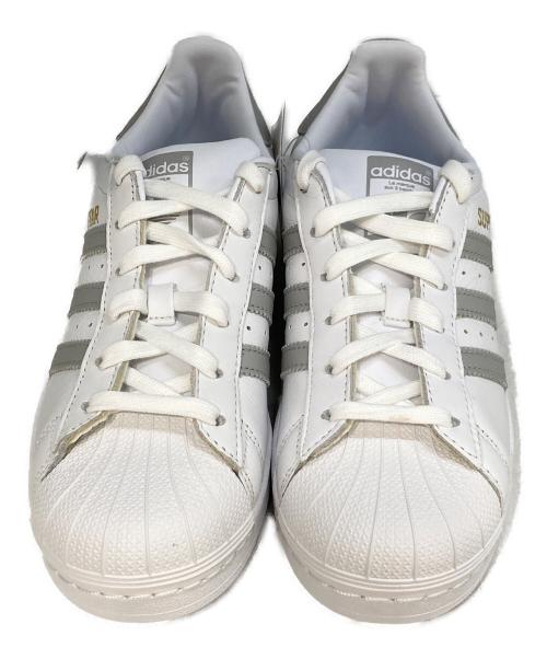 adidas（アディダス）adidas (アディダス) ローカットスニーカー　B42002 ホワイト サイズ:24.0 未使用品の古着・服飾アイテム