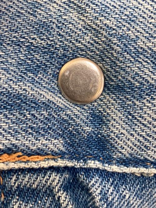 LEVI'S（リーバイス）LEVI'S (リーバイス) KITH (キス) デニムジャケット インディゴ サイズ:Mの古着・服飾アイテム