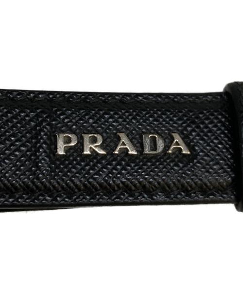 PRADA（プラダ）PRADA (プラダ) サフィアーノレザー キーリング・トライアングルロゴ・キーホルダー・ストラップ　2PP68T　 ブラックの古着・服飾アイテム