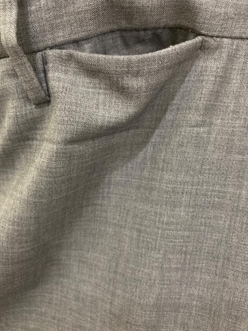 INCOTEX（インコテックス）INCOTEX (インコテックス) SLIM FIT SUPER100'sウールトロピカルソリッド1プリーツテーパードパンツ グレー サイズ:50の古着・服飾アイテム
