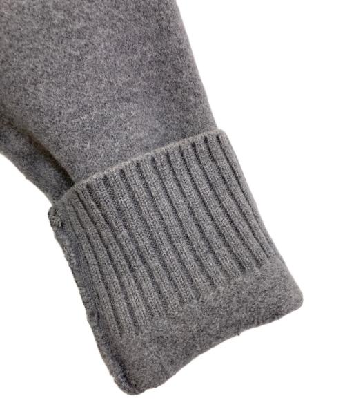 ami（アミ）ami (アミ) ハートロゴニット　UKS002.018 グレー サイズ:Mの古着・服飾アイテム